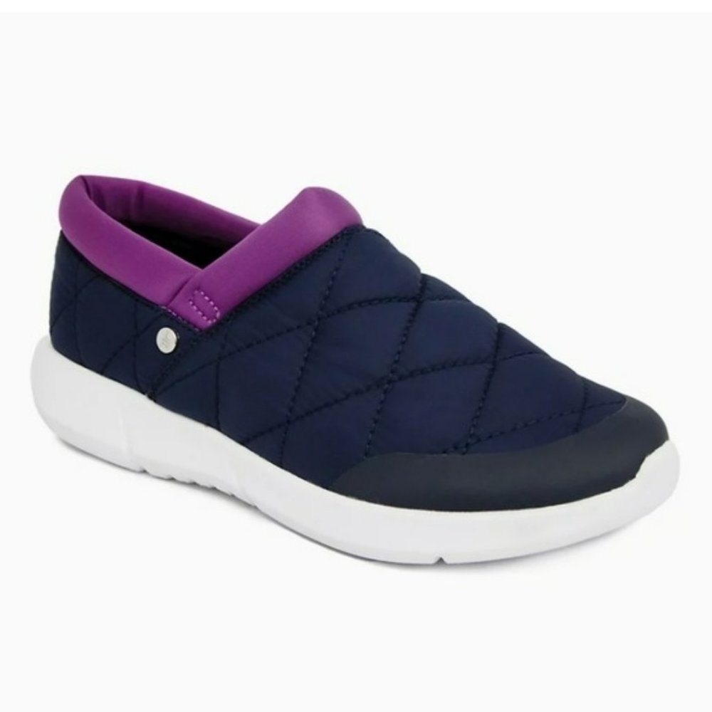 London Fog Kelsie Quilted Slip-on Sneakers Navy -6 - Picture 1 of 6